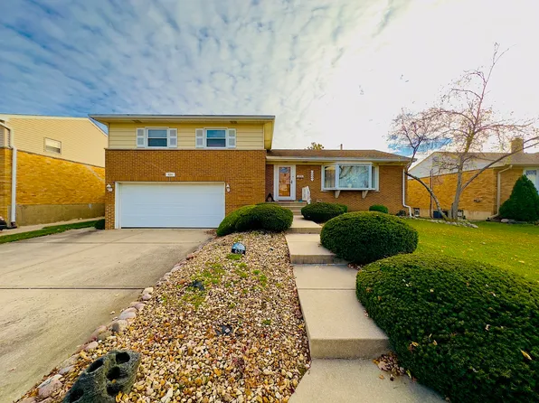 620 Elsie Dr, Melrose Park, IL 60160