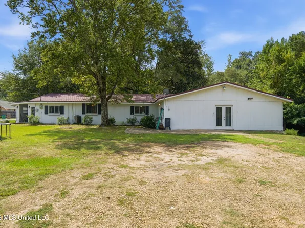 1508 Carterville Rd, Petal, MS 39465