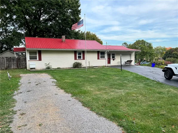 39 N 3rd St, Greenville, PA 16125
