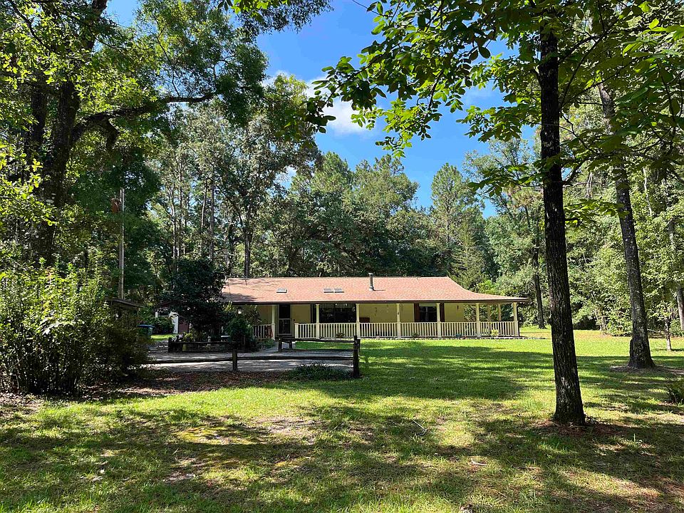 1st image of 326 Emerald Acres Dr