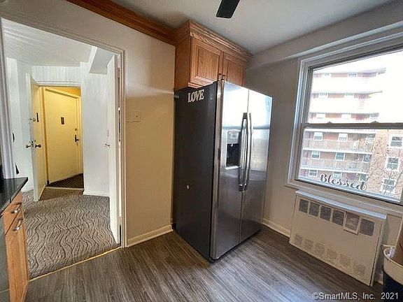 3rd image of 91 Strawberry Hill Ave #836