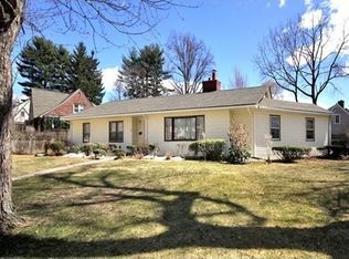 65 Shefford St, Springfield, MA 01107