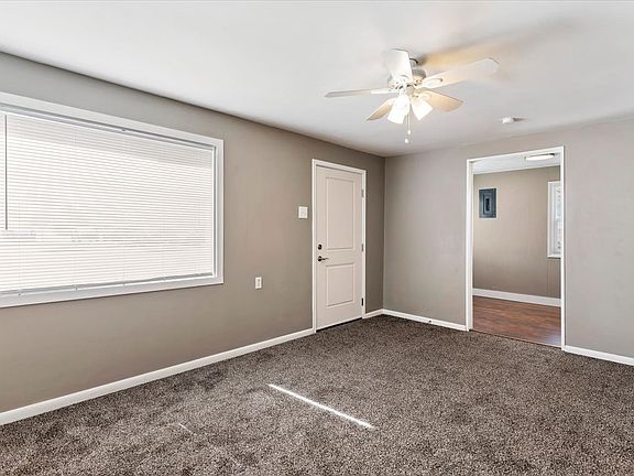 4th image of 264 36th St