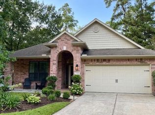 18 E Russet Grove Cir, Conroe, TX 77384