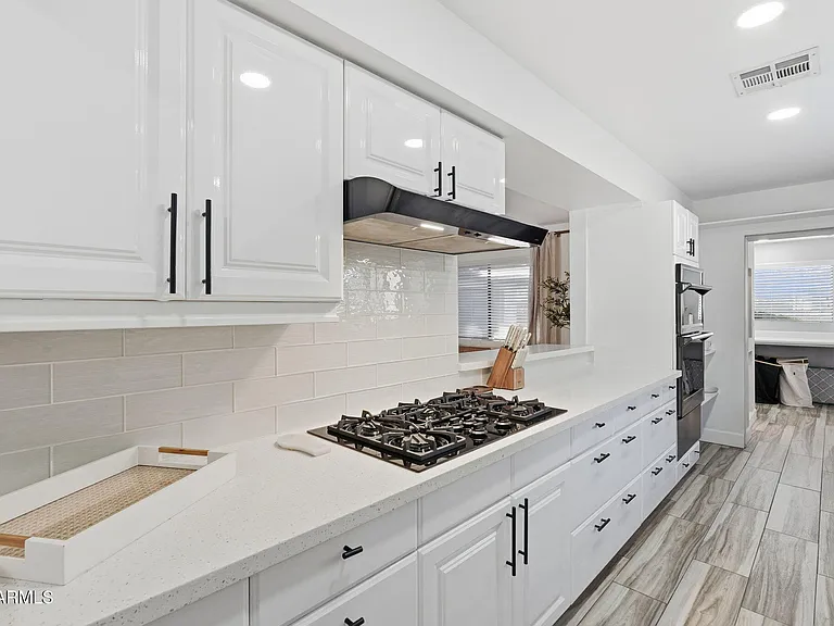 8614 E Jackrabbit Rd — Photo 20