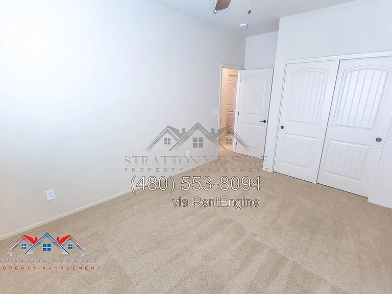 4467 E Remington Dr — Photo 29