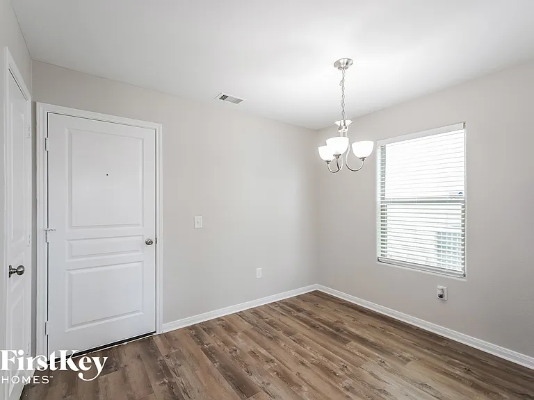 9923 Sanders Rose Ln — Photo 6