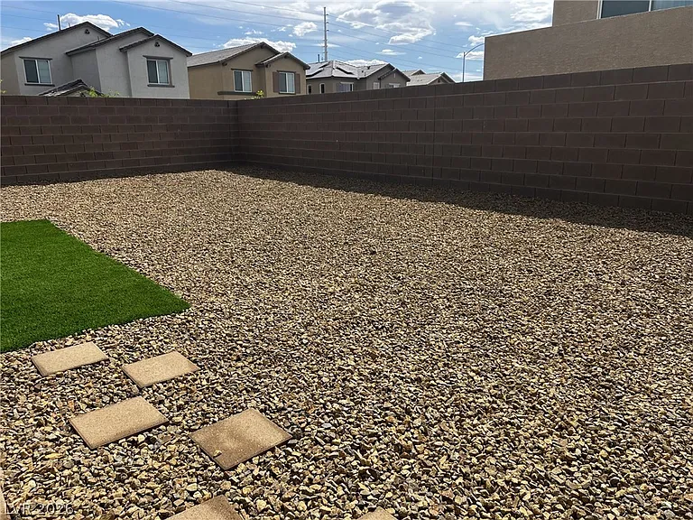 2825 Overlook Brook St — Photo 33