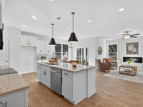 3rd image of 135 Windsor Park Ct