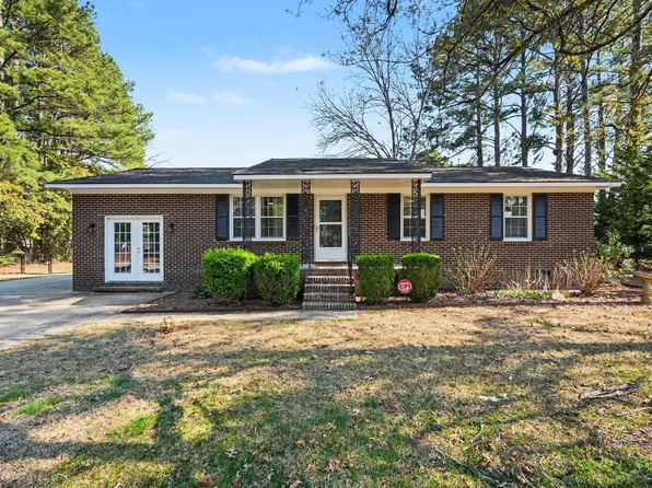 503 Laurel Dr, Smithfield, NC 27577