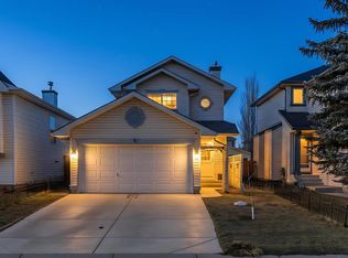 6 S Covewood Park NE, Calgary, AB T3K 4T1