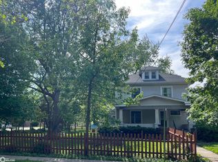 707 N Main St, Mount Pleasant, IA 52641