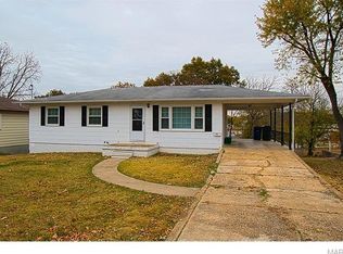 414 Edgewood Ln, Festus, MO 63028