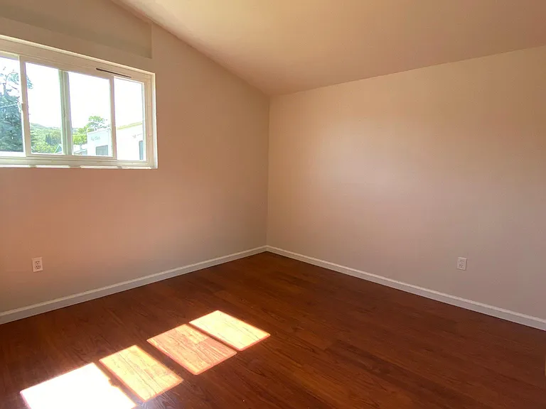 13729 Frame Rd — Photo 10