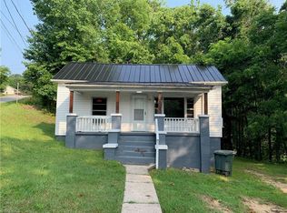 605 Spring St, Eden, NC 27288