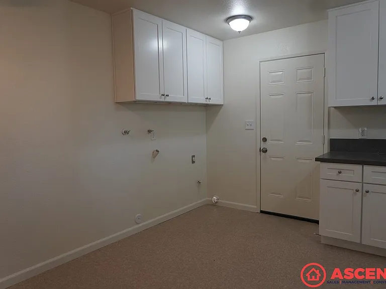 116 Woodrow Ave — Photo 4