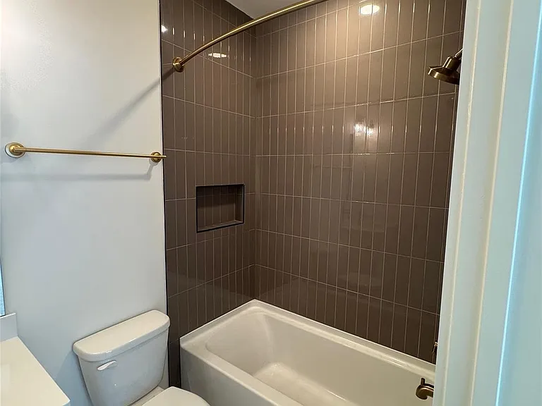 3011 Casting St — Photo 12