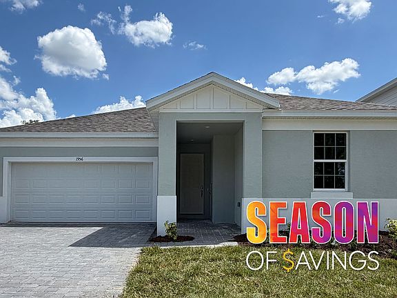 Beautiful Curb Appeal of a Central Florida Single-Family Home