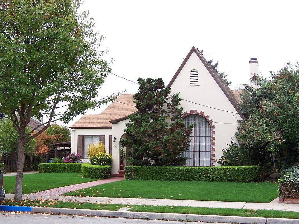537 Superior Avenue