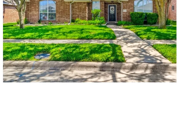 5605 Periwinkle Ln, McKinney, TX 75070