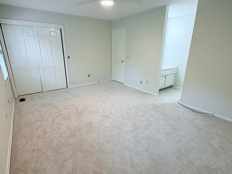 3132 Westbury Dr — Photo 10