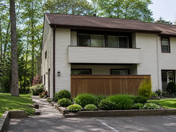 2714 Evergreen Ct, Mays Landing, NJ 08330