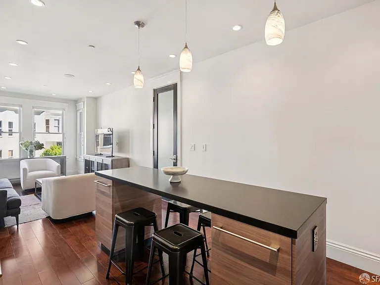 527 Greenwich St #A — Photo 14