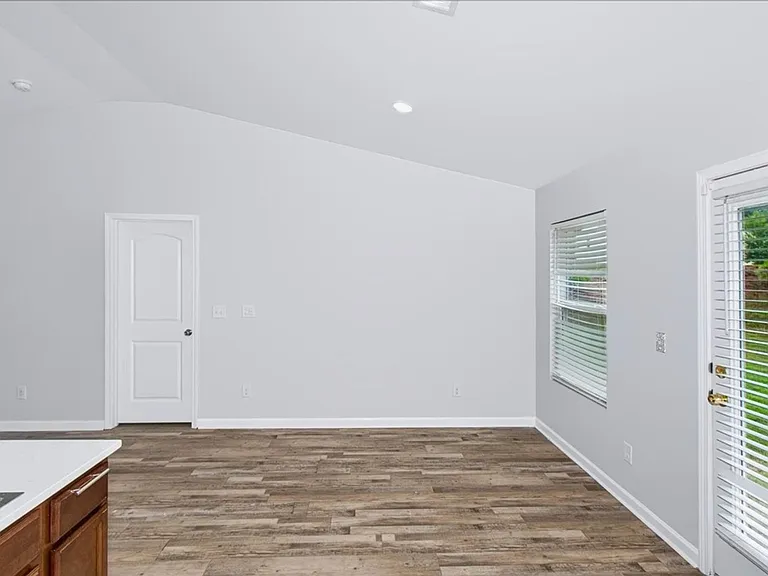 1715 Cheryl Ln — Photo 15