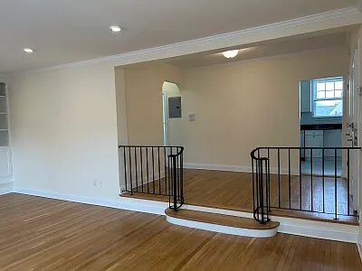 1 bed, 896 sqft, $3,695 — Photo 4