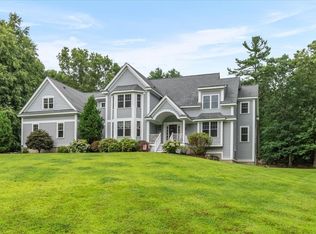 14 Lundvall Rd, Mendon, MA 01756