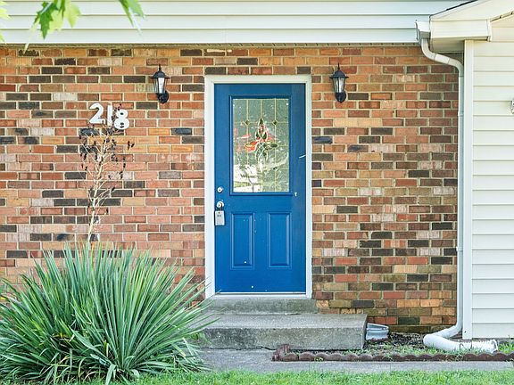 2nd image of 218 Cunningham Ln