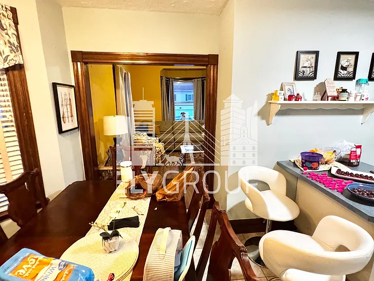 63 Walnut St #1 — Photo 6