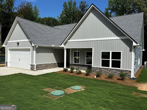 1956 Cochran Ridge Rd, Hiram, GA 30141