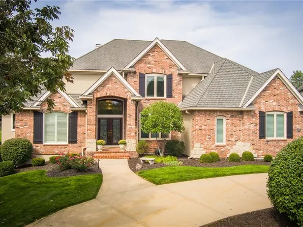 5602 W 148th Ter, Overland Park, KS 66223