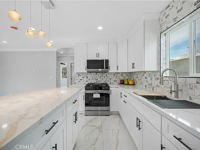 12943 Bess Ave — Photo 13
