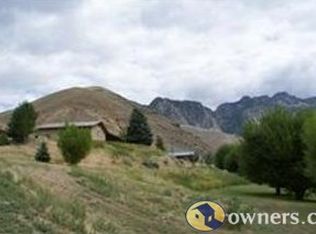 24 Warm Springs Rd, Salmon, ID 83467