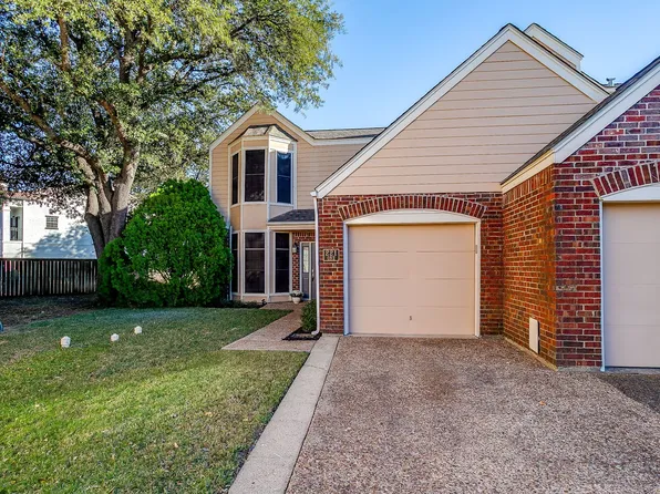 221 Cimarron Trl APT 1, Irving, TX 75063