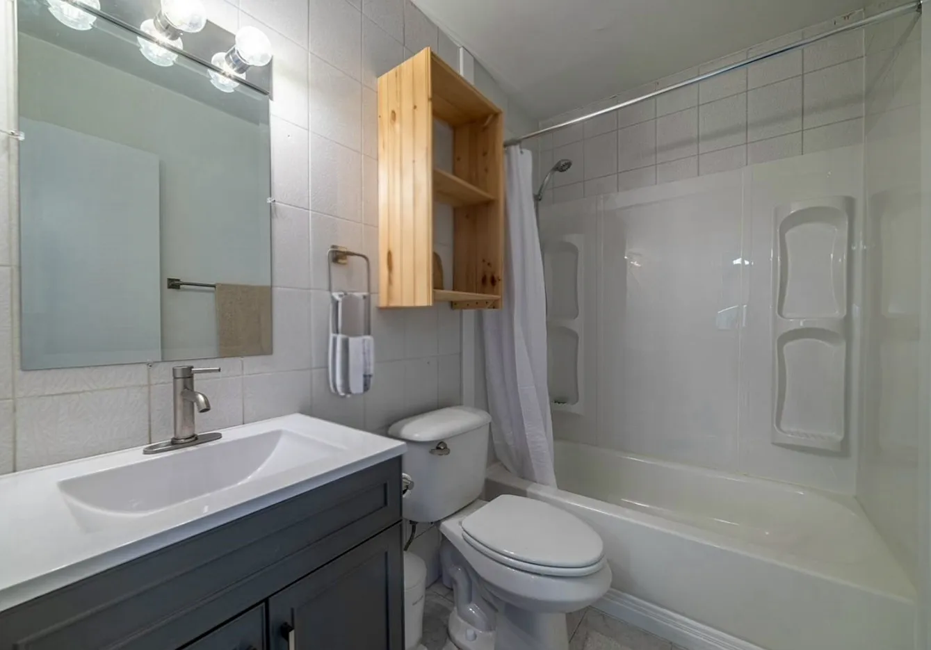 1 bed, 682 sqft, $1,300 — Photo 4