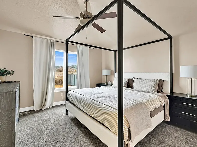 2681 E Clarkstone Dr — Photo 6