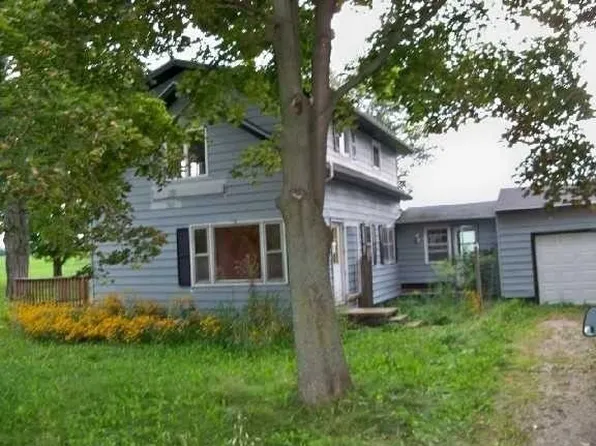 3140 Narrow Lake Rd, Charlotte, MI 48813