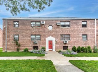 80-09 156th Ave #135, Howard Beach, NY 11414