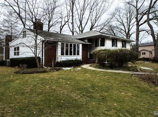 17 Franciscan Way #1X, Fair Lawn, NJ 07410