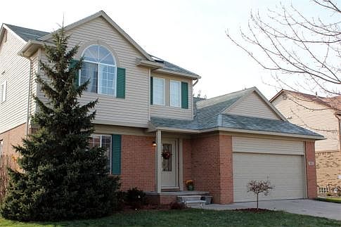672 Tyler Ln