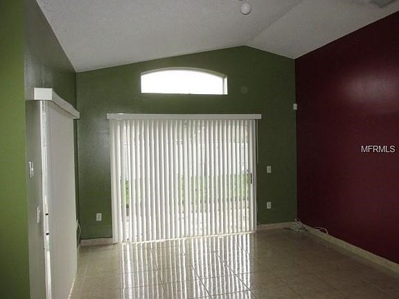 5th image of 13213 Greenpointe Dr
