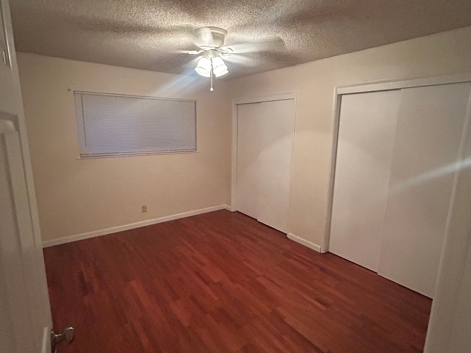 3 bed, 1643 sqft, $2,500 — Photo 4