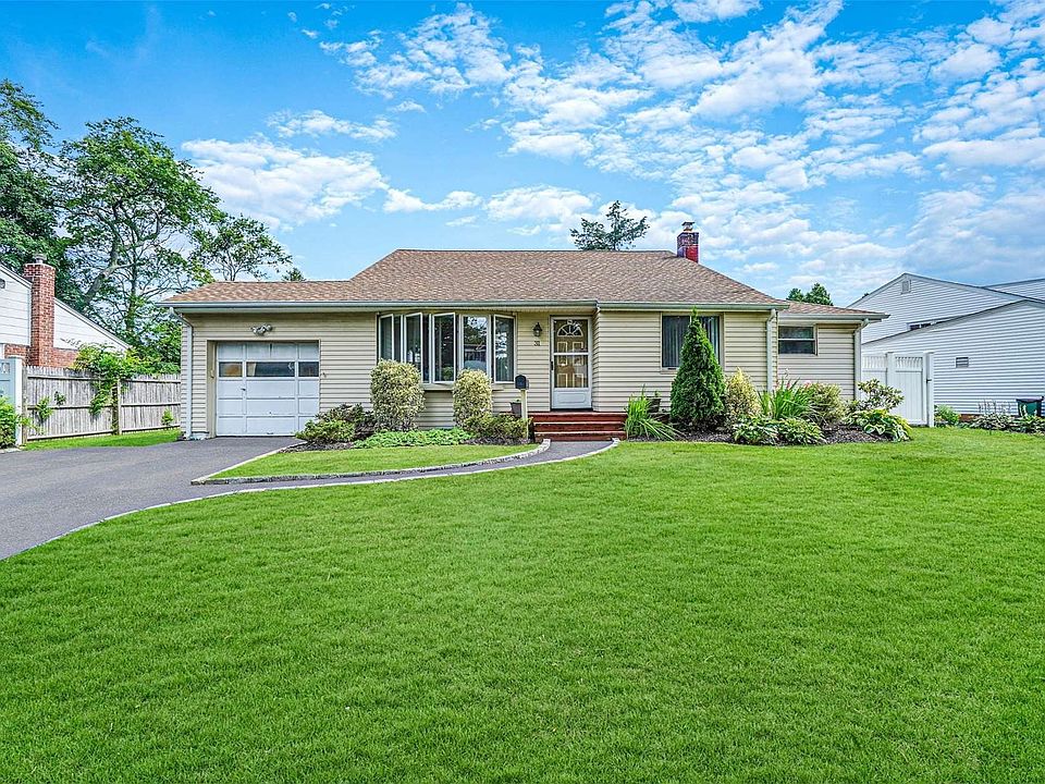 1st image of 31 Oakley Dr