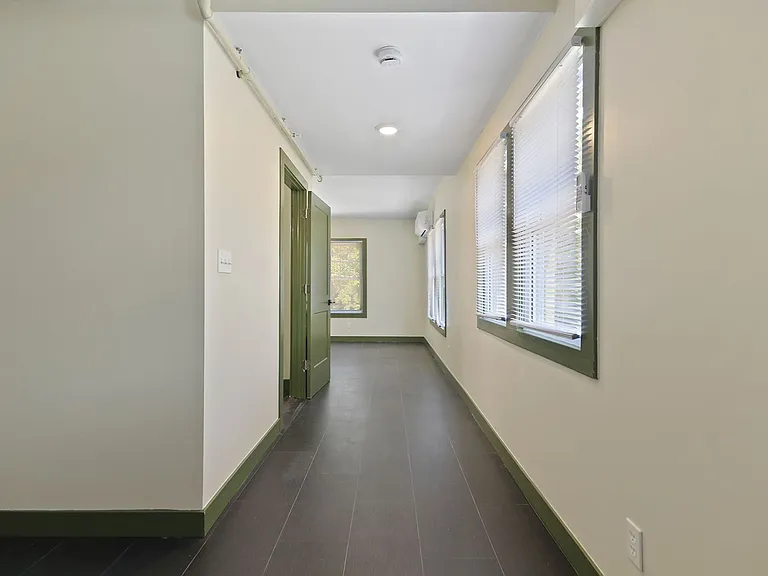 416 N College Ave #4 — Photo 6