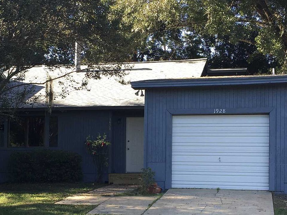1st image of 1928 Buckwood Dr