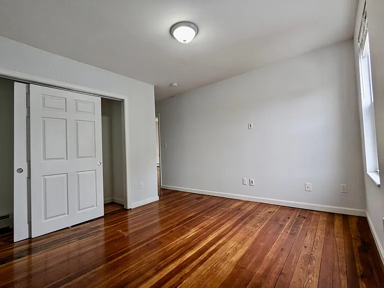 140 Branscomb St #2 — Photo 14