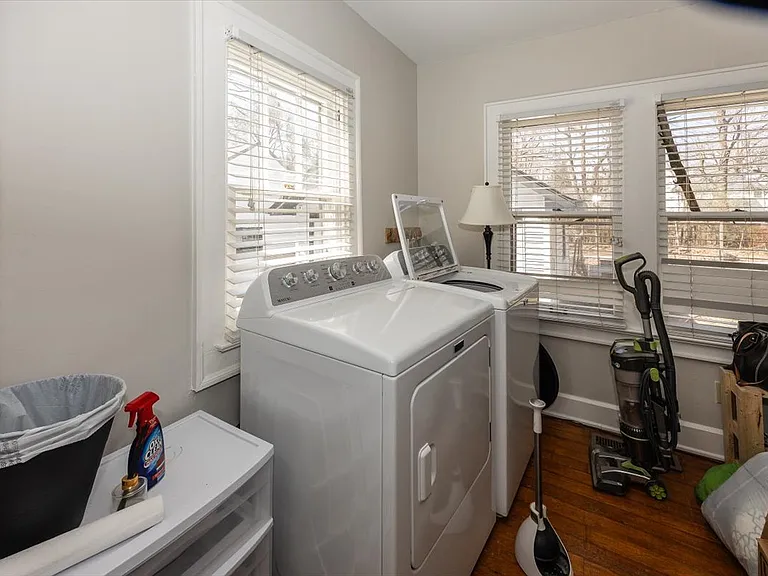 6140 Winthrop Ave — Photo 17